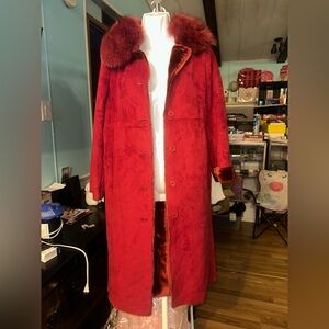 Women's Red Long Faux-Suede Trench Coat with Fur Trim